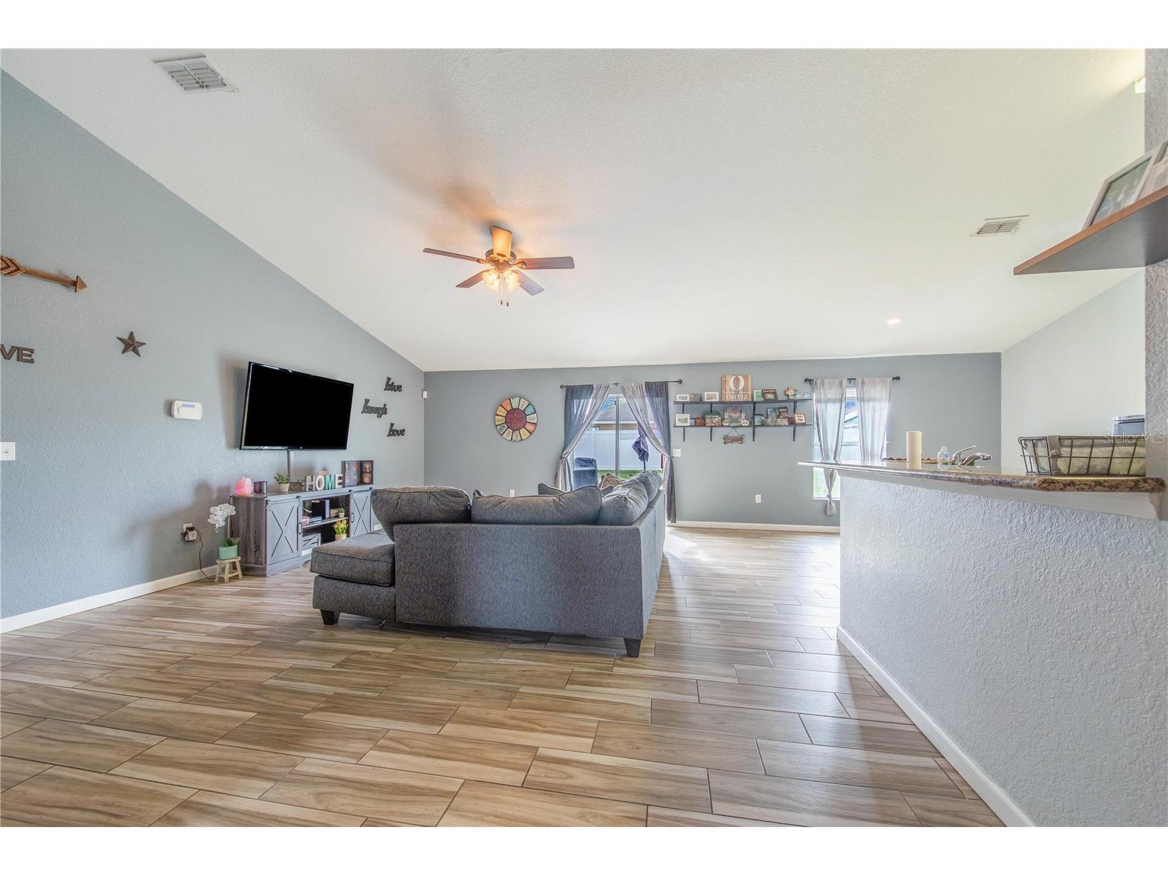 1729 Pebble Beach Street Winter Haven FL 33881 P4938335 image7