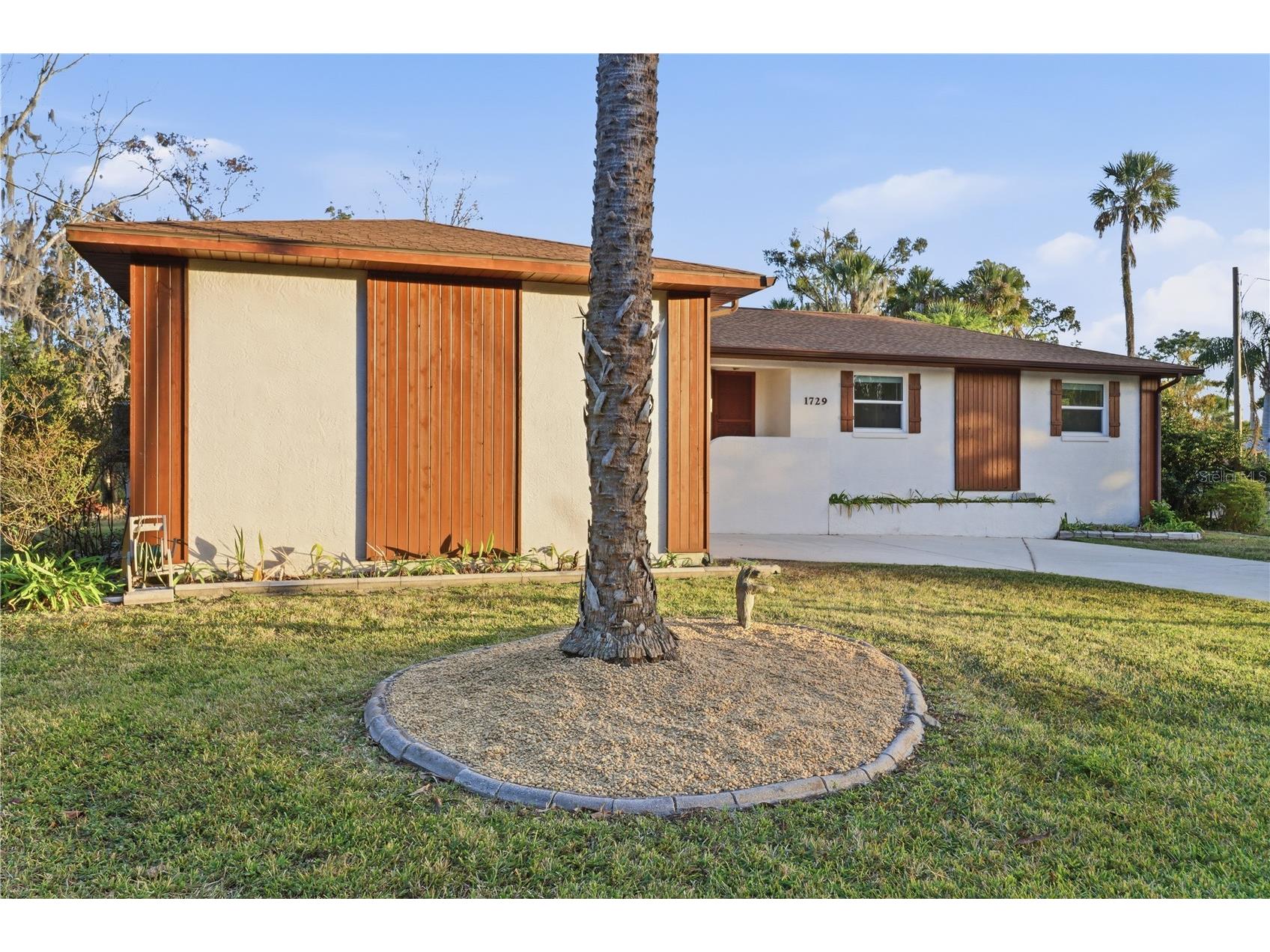 1729 SE 3rd Court Crystal River FL 34429 TB8484547 image3