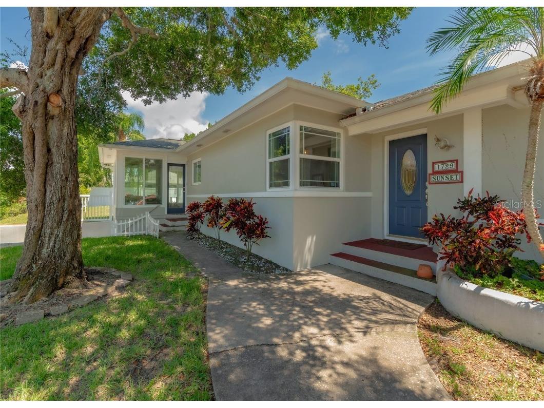 1729 Sunset Drive Clearwater FL 33755 - CLEARWATER BAY/ICWATERWAY U8210352 image1
