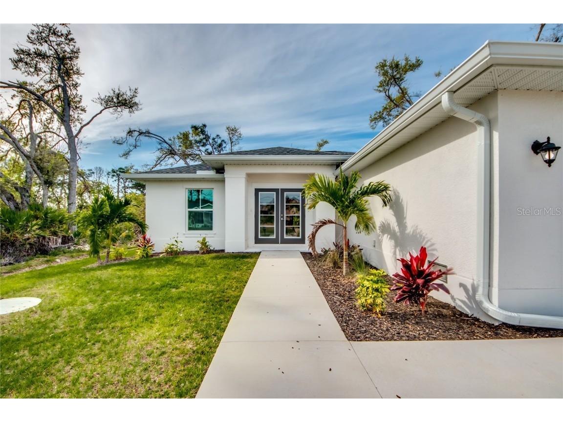 173 Haddock Drive Rotonda West FL 33947 C7485223 image1