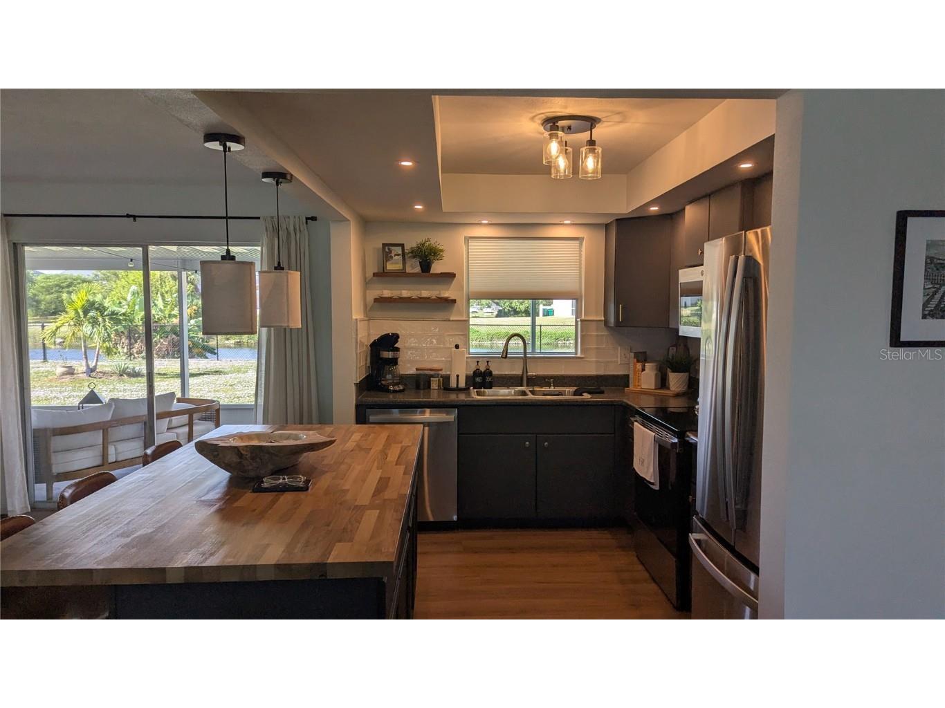 173 Rotonda Circle Rotonda West FL 33947 N6141440 image5