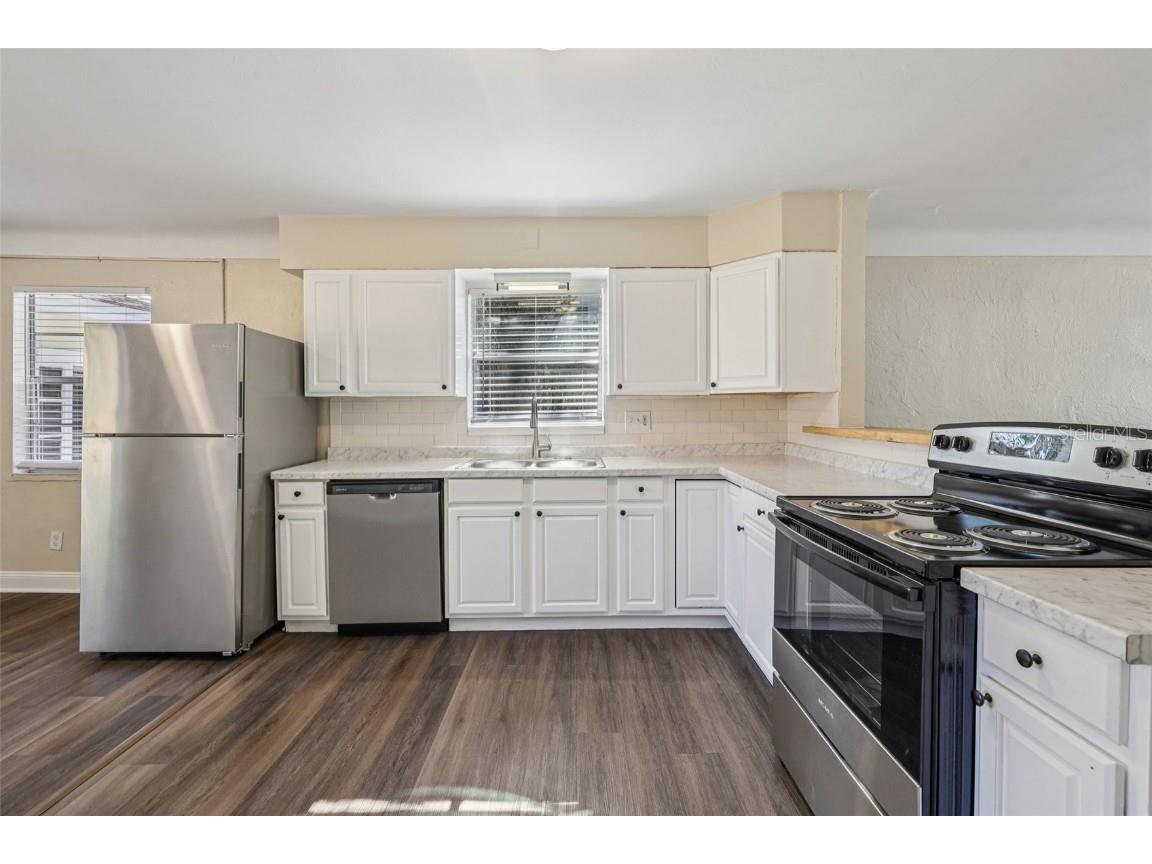 1730 17th Street S Saint Petersburg FL 33712 TB8458749 image16