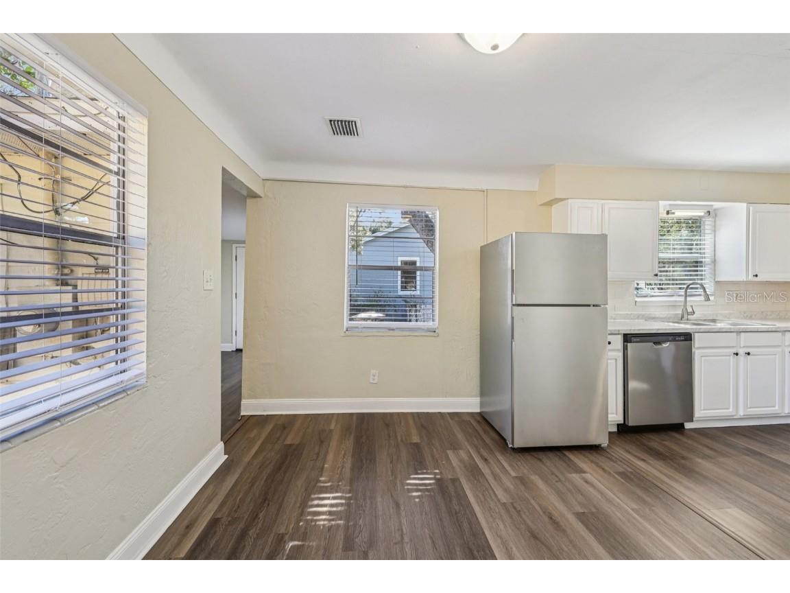 1730 17th Street S Saint Petersburg FL 33712 TB8458749 image19