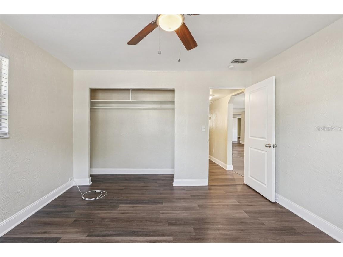 1730 17th Street S Saint Petersburg FL 33712 TB8458749 image25