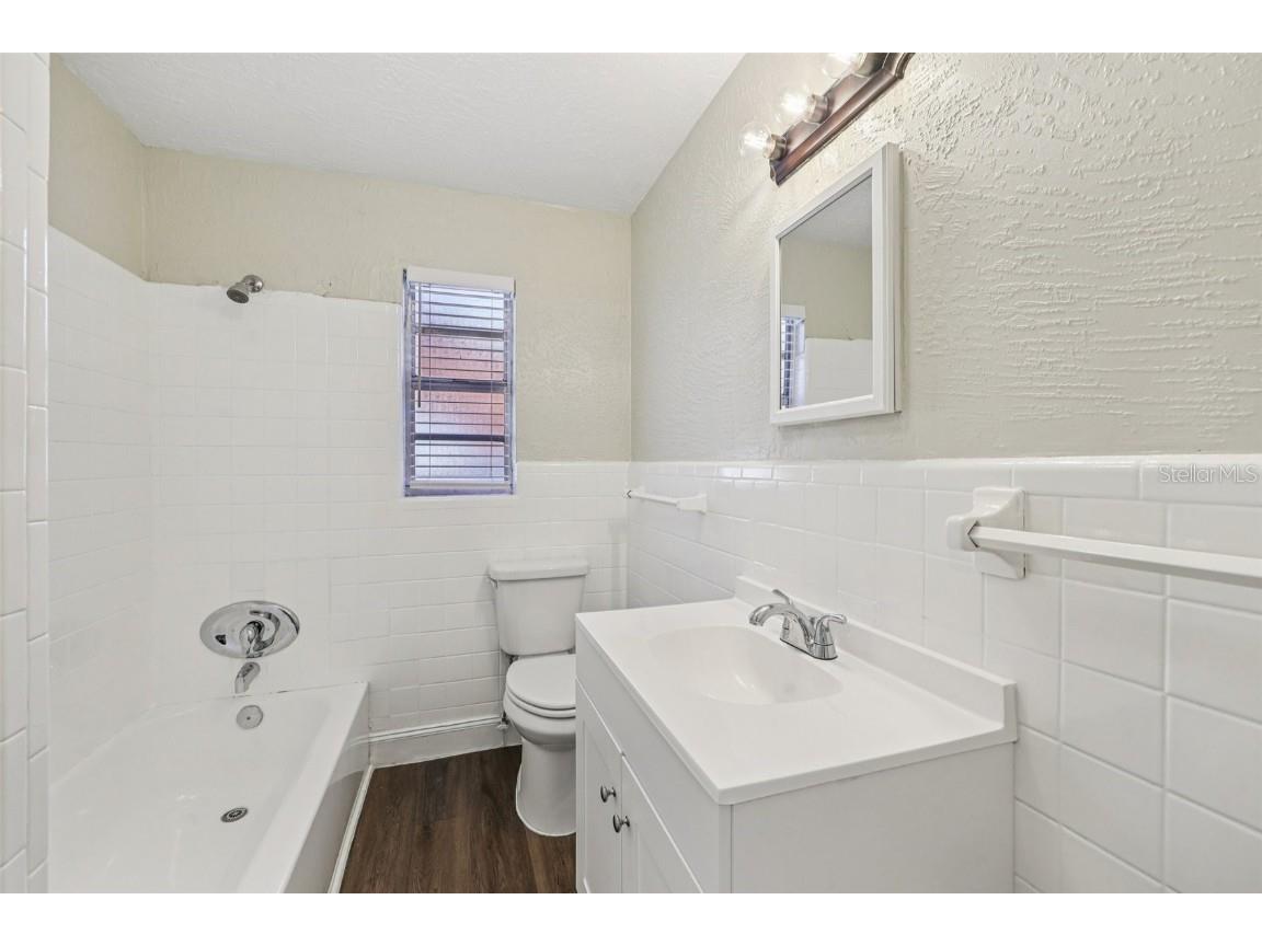 1730 17th Street S Saint Petersburg FL 33712 TB8458749 image26