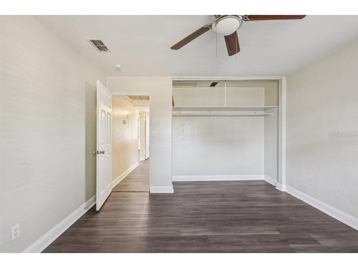 1730 17th Street S Saint Petersburg FL 33712 TB8458749 image31