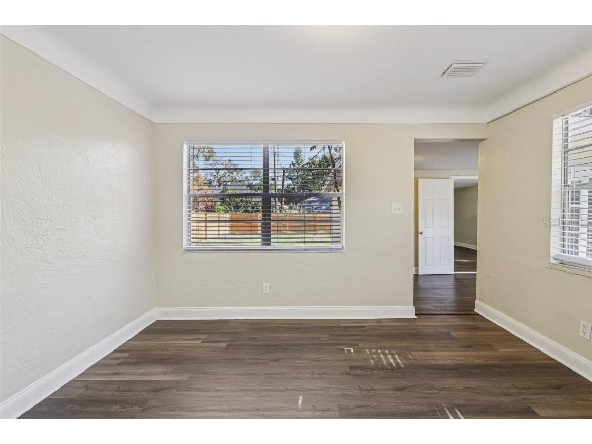 1730 17th Street S Saint Petersburg FL 33712 TB8458749 image32