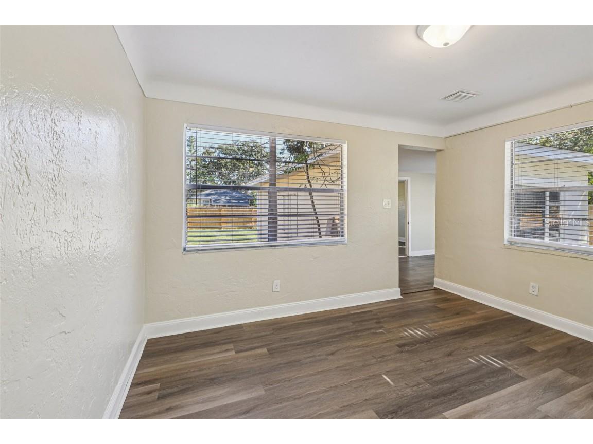 1730 17th Street S Saint Petersburg FL 33712 TB8458749 image33