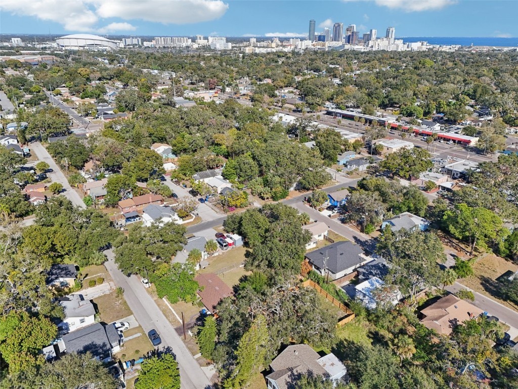 1730 17th Street S Saint Petersburg FL 33712 TB8458749 image52