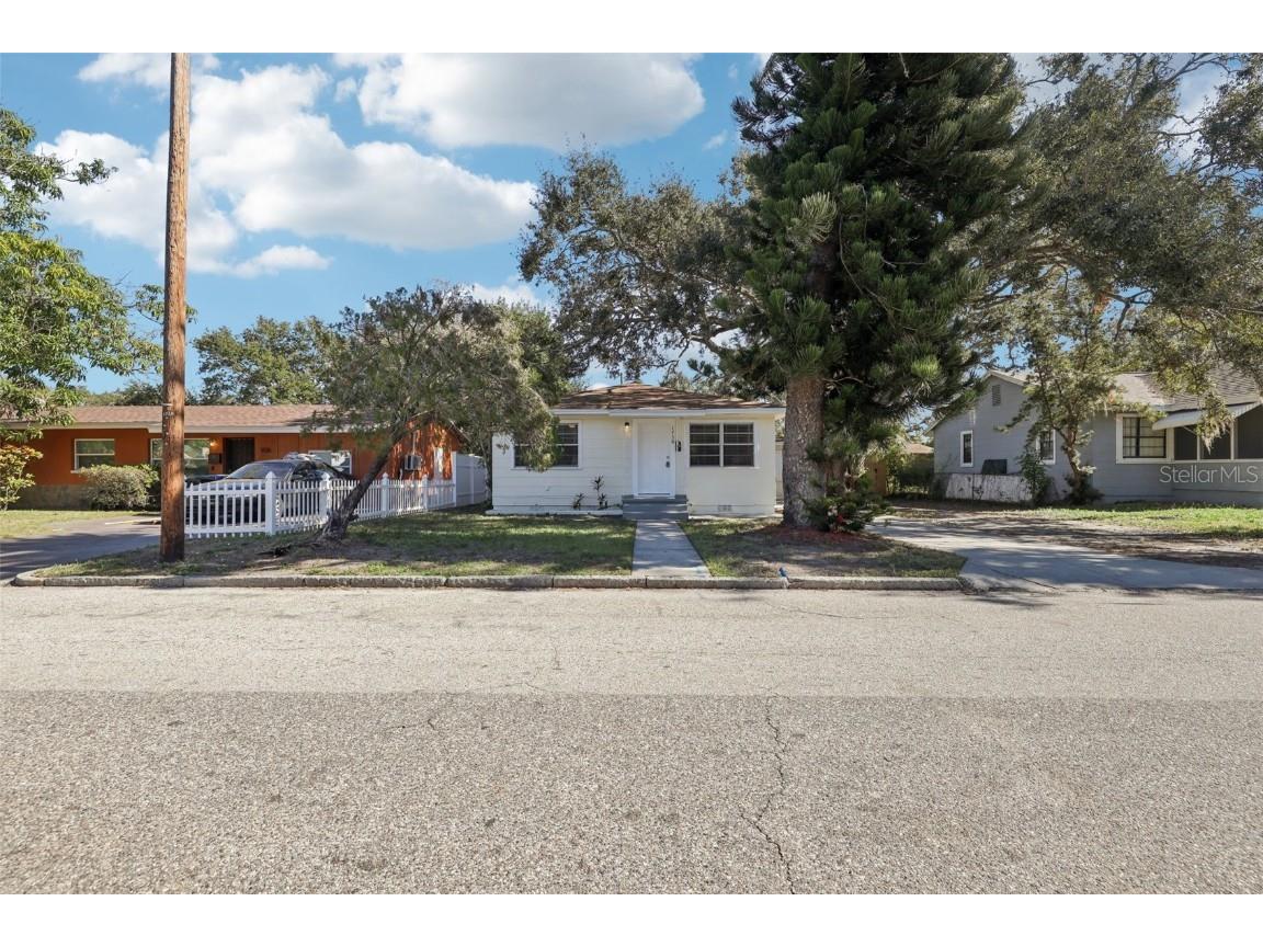 1730 17th Street S Saint Petersburg FL 33712 TB8458749 image6