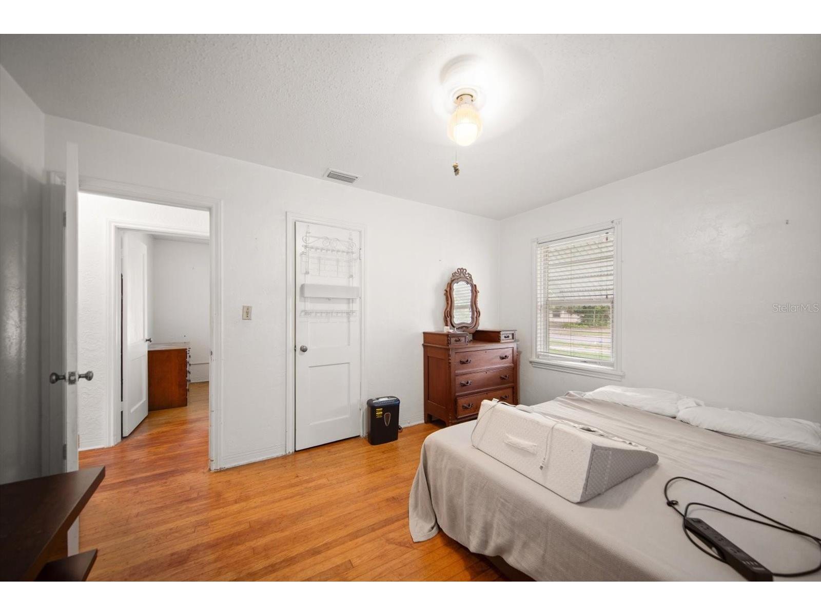 1730 50th Street N Saint Petersburg FL 33710 TB8516173 image21