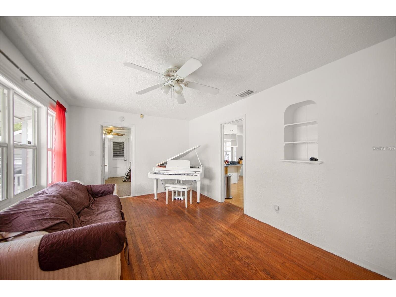 1730 50th Street N Saint Petersburg FL 33710 TB8516173 image7