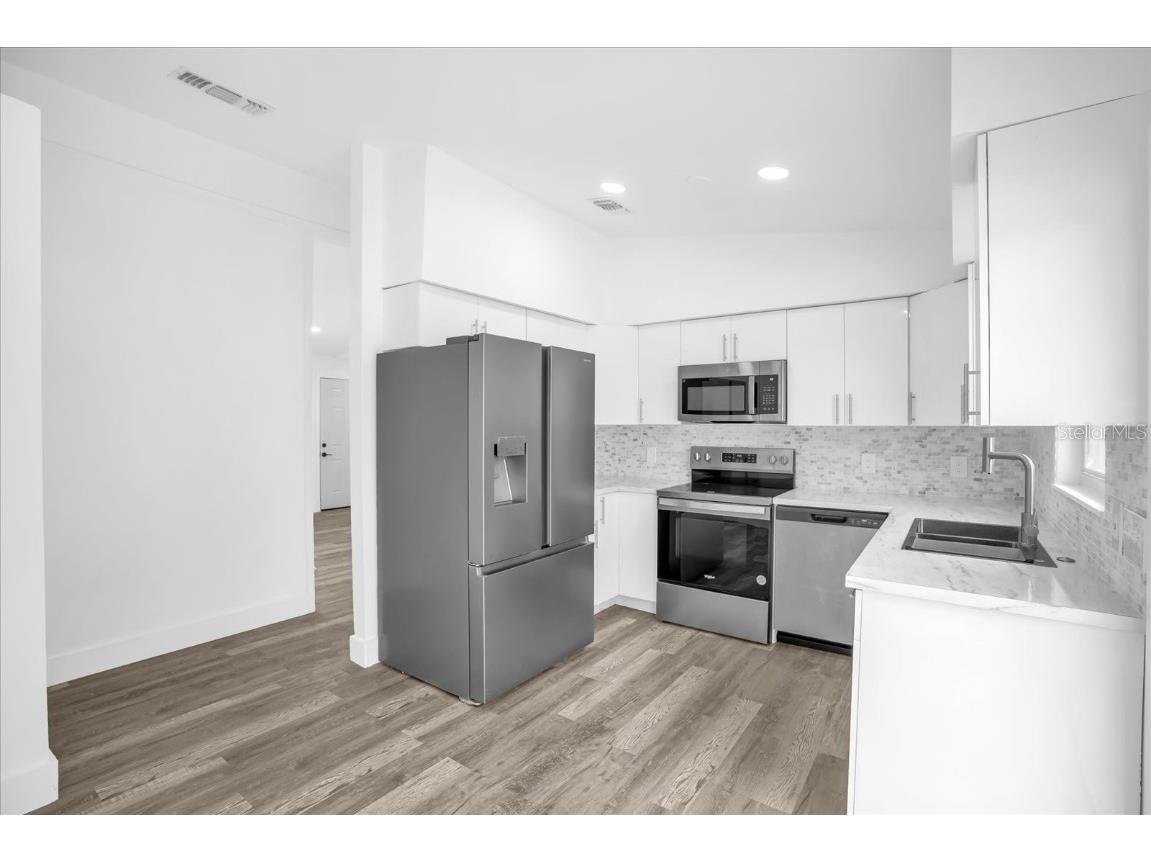 1730 Avenue C NE Winter Haven FL 33881 O6349616 image4