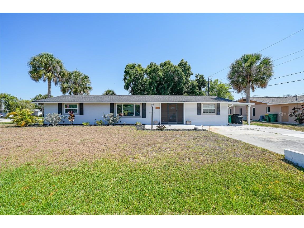 1730 Bluebird Lane Englewood FL 34224 D6136695 image1
