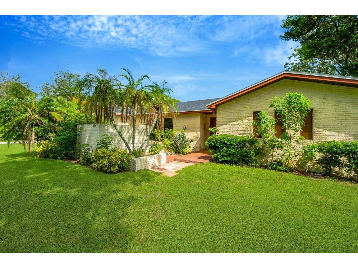 1730 High Point Drive Lakeland FL 33813 T3552804 image1