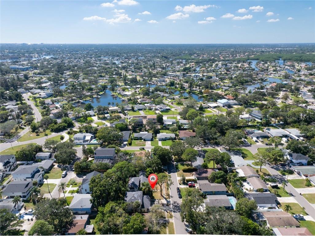 1730 Michigan Avenue NE Saint Petersburg FL 33703 TB8437094 image10