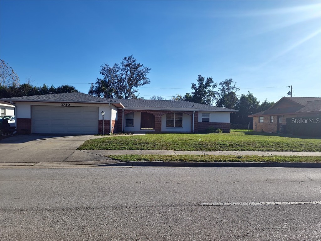 1730 Saxon Boulevard Deltona FL 32725 V4933945 image1