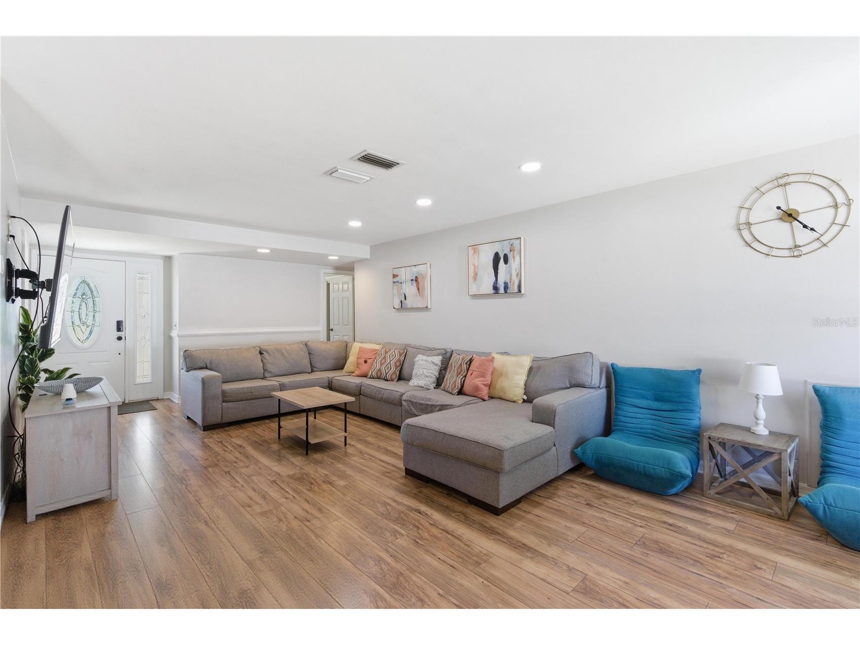 1730 Winfield Road N Clearwater FL 33756 TB8498769 image6