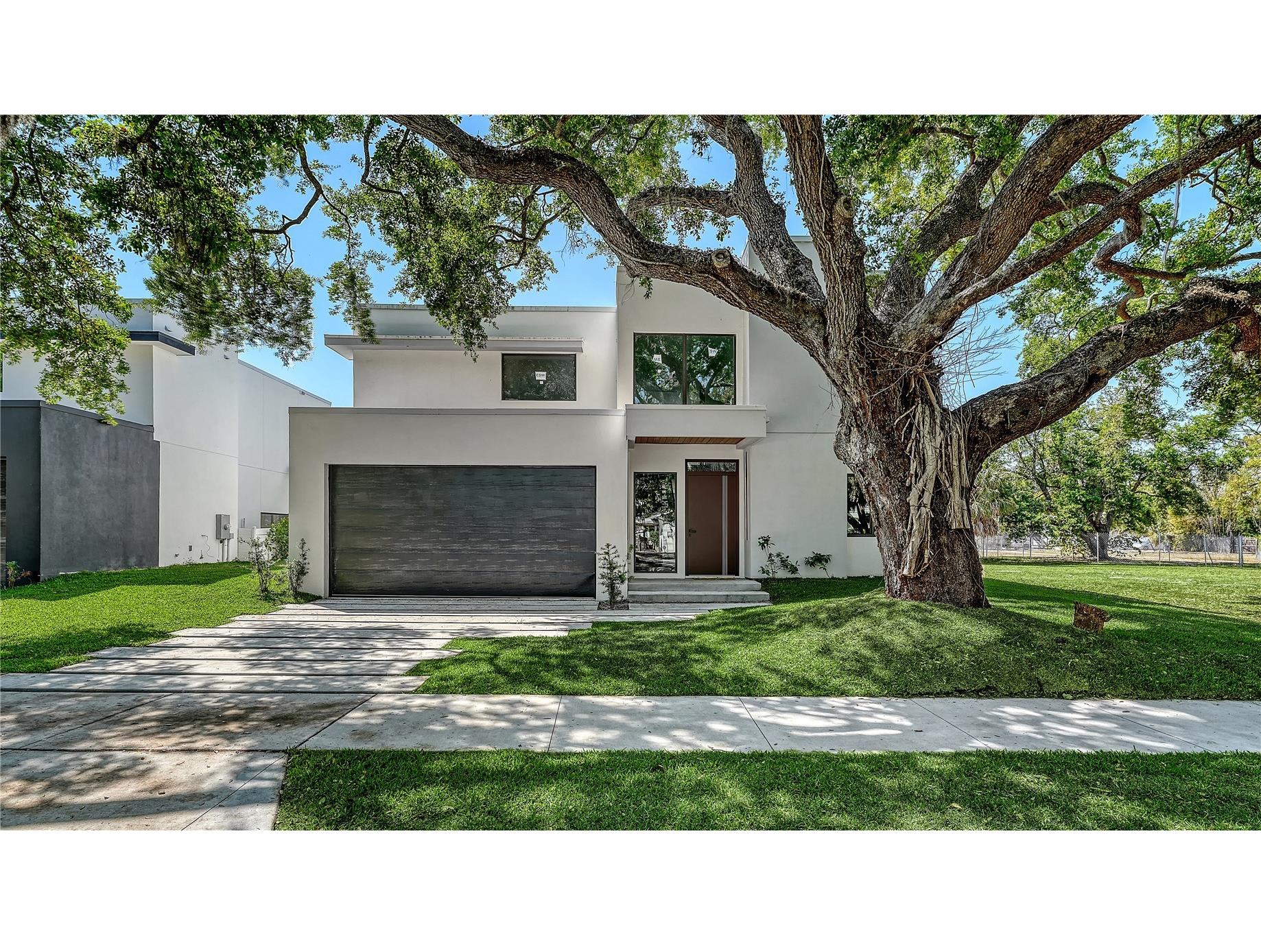 1730 Wisconsin Lane Sarasota FL 34239 A4687426 image1