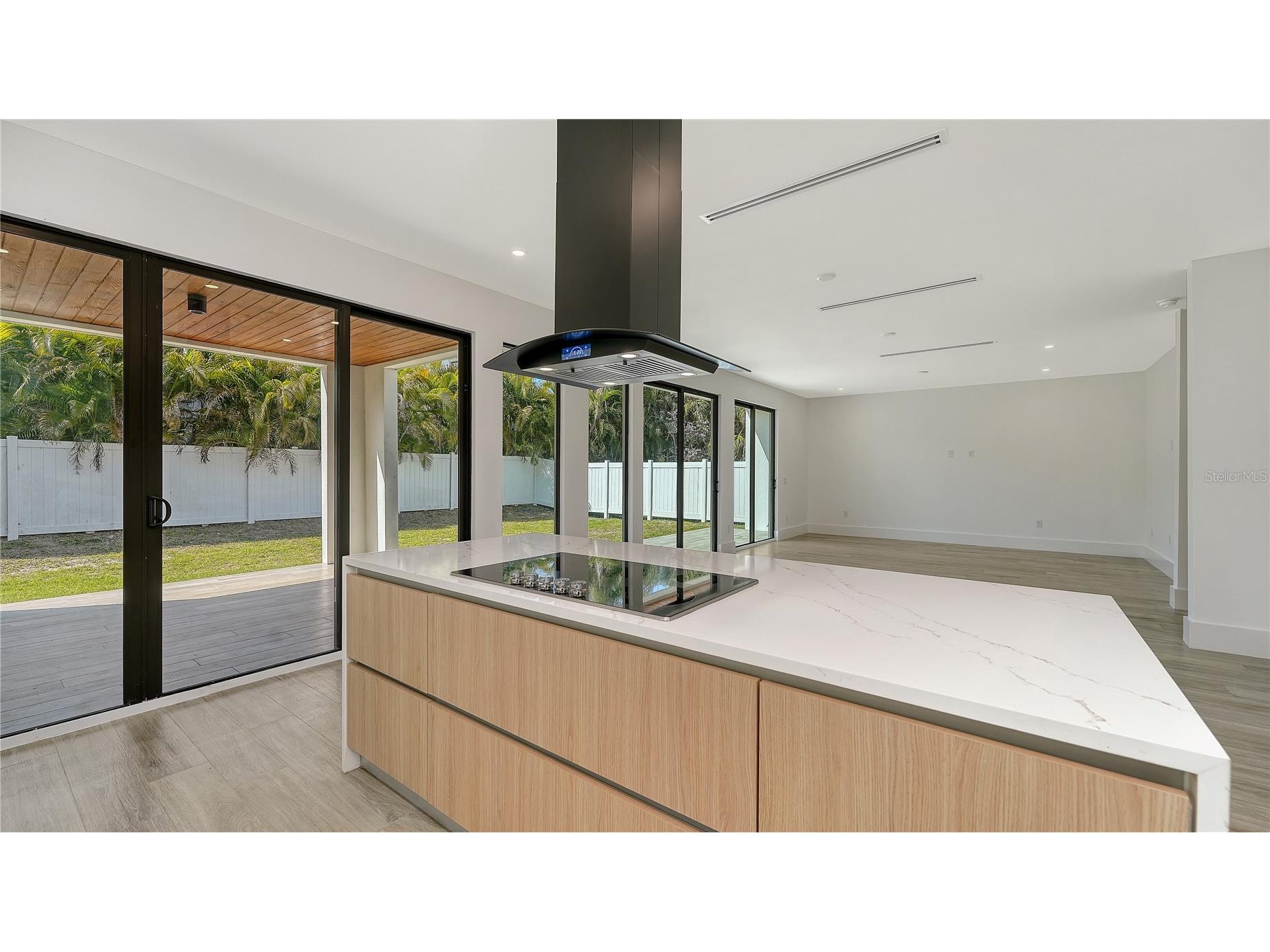 1730 Wisconsin Lane Sarasota FL 34239 A4687426 image14