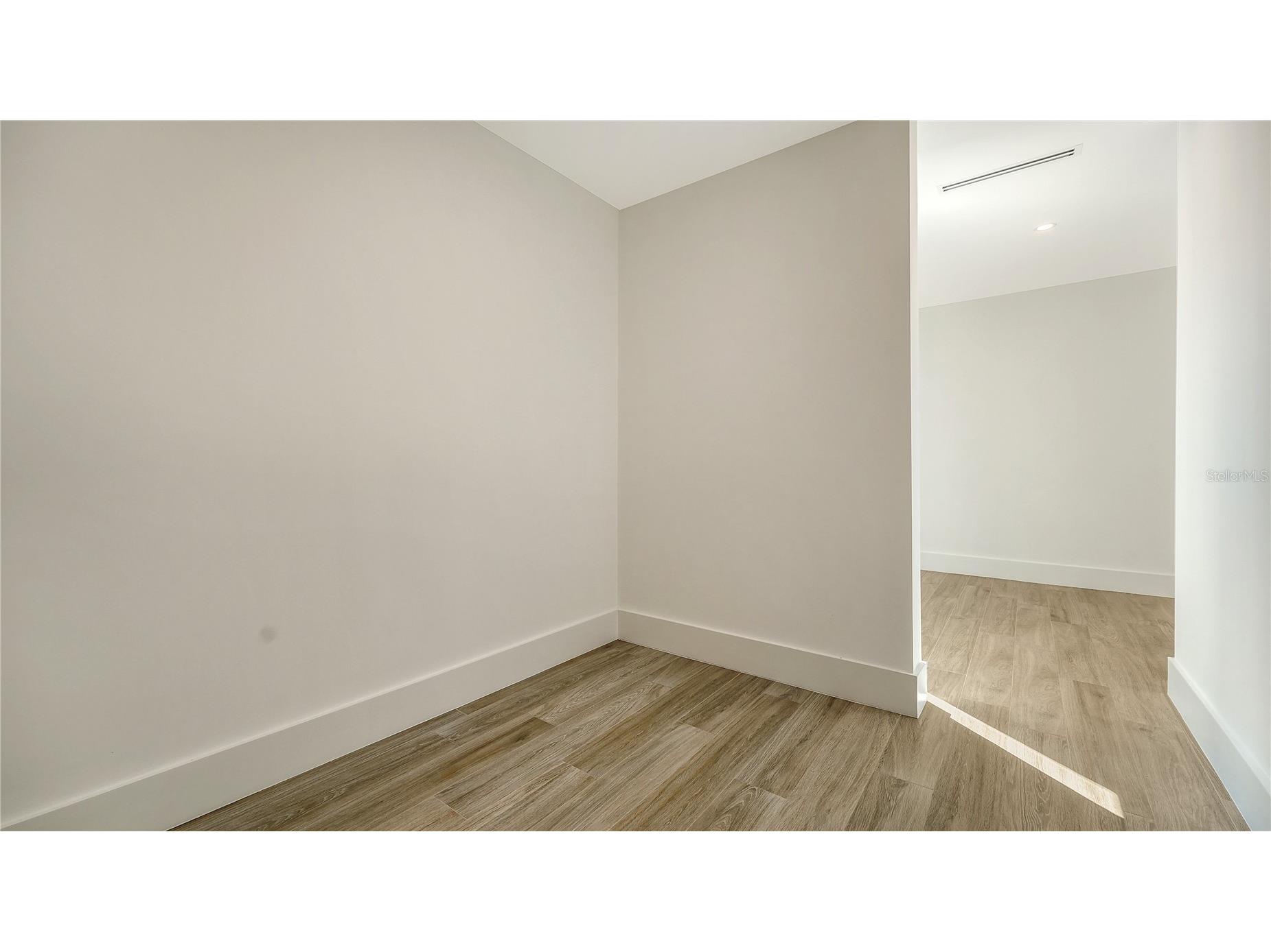 1730 Wisconsin Lane Sarasota FL 34239 A4687426 image31