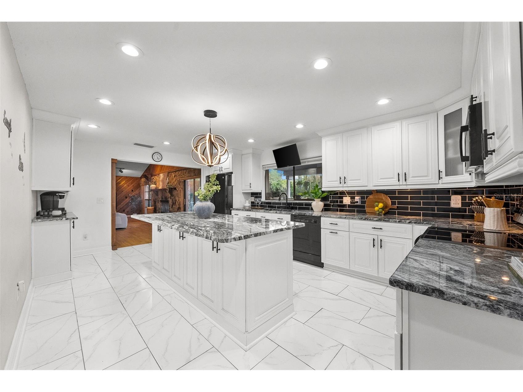 17301 Estes Road Lutz FL 33548 TB8498406 image8