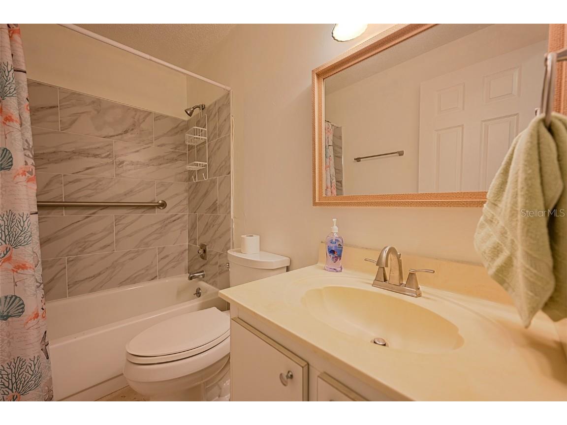 1731 Bonitas Circle #1720-C Venice FL 34293 A4654883 image16