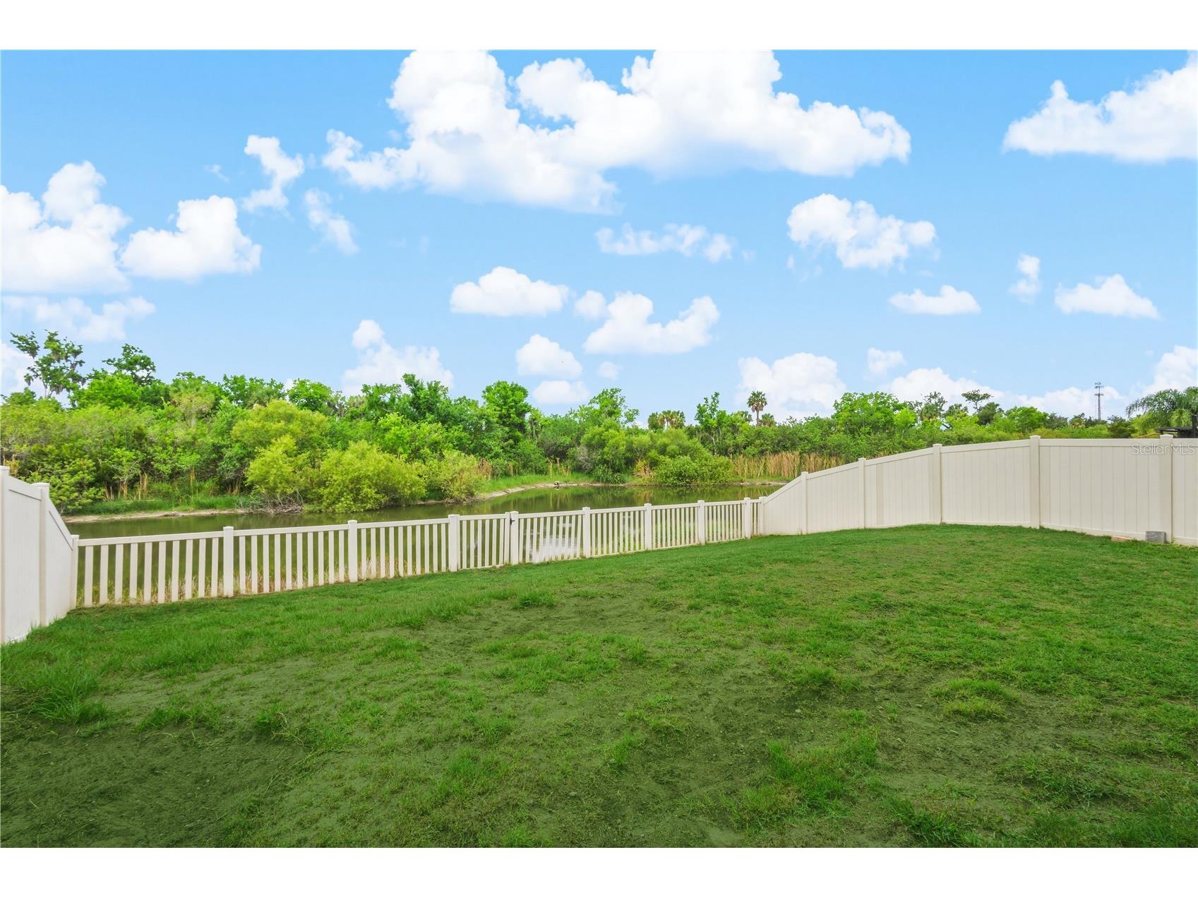 1731 Chatham Green Circle Ruskin FL 33570 A4696032 image1