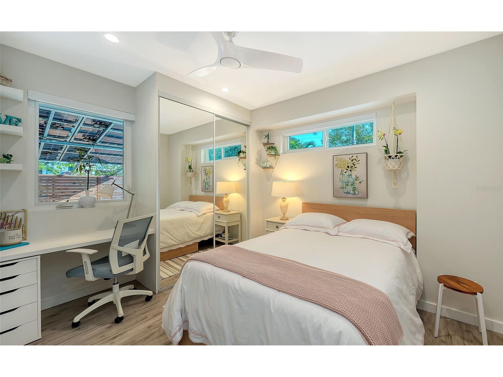 1731 Cunliff Lane Sarasota FL 34239 A4684577 image35