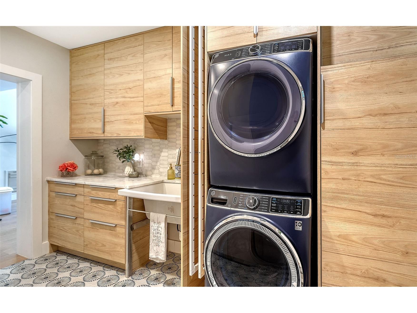 1731 Cunliff Lane Sarasota FL 34239 A4684577 image39