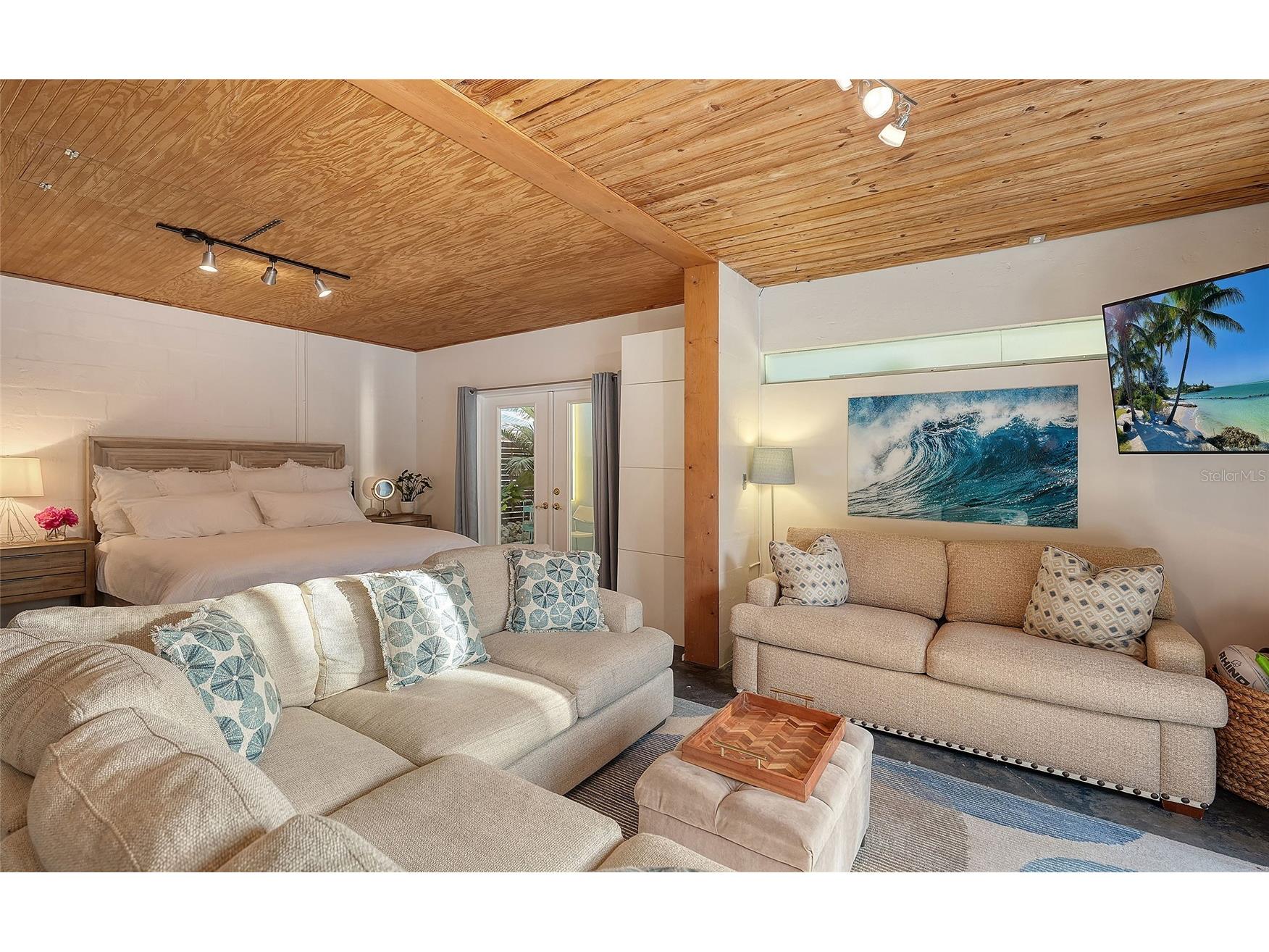 1731 Cunliff Lane Sarasota FL 34239 A4684577 image42