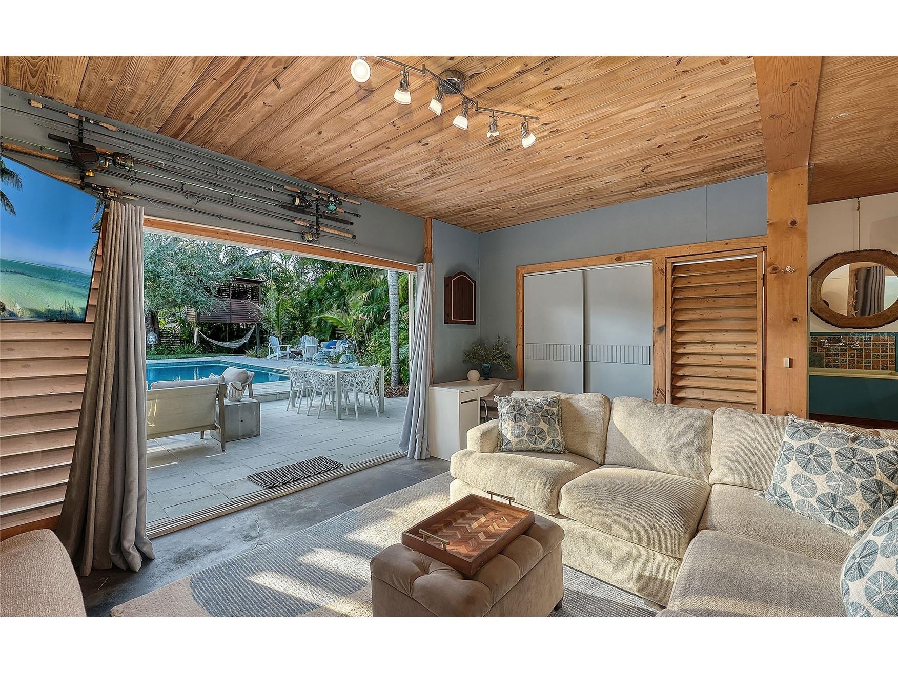 1731 Cunliff Lane Sarasota FL 34239 A4684577 image47