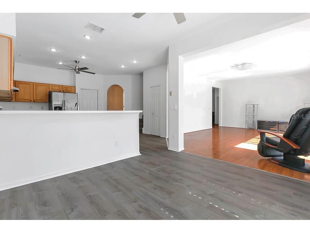 1731 Knotting Hill Drive Orlando FL 32835 O6322499 image8