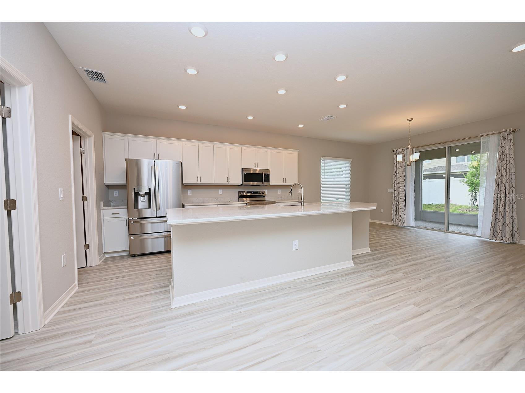 1731 Oceania Avenue Davenport FL 33837 L4962211 image3