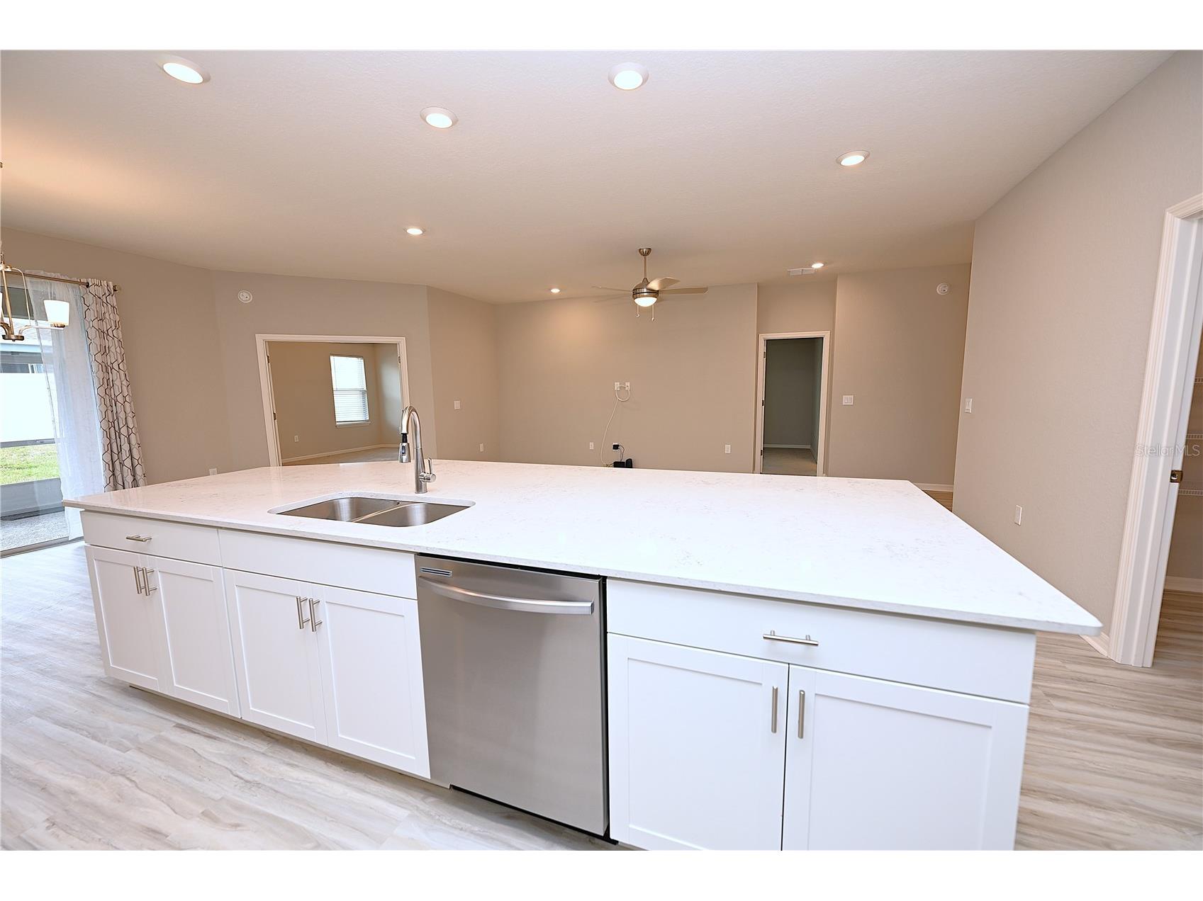 1731 Oceania Avenue Davenport FL 33837 L4962211 image8