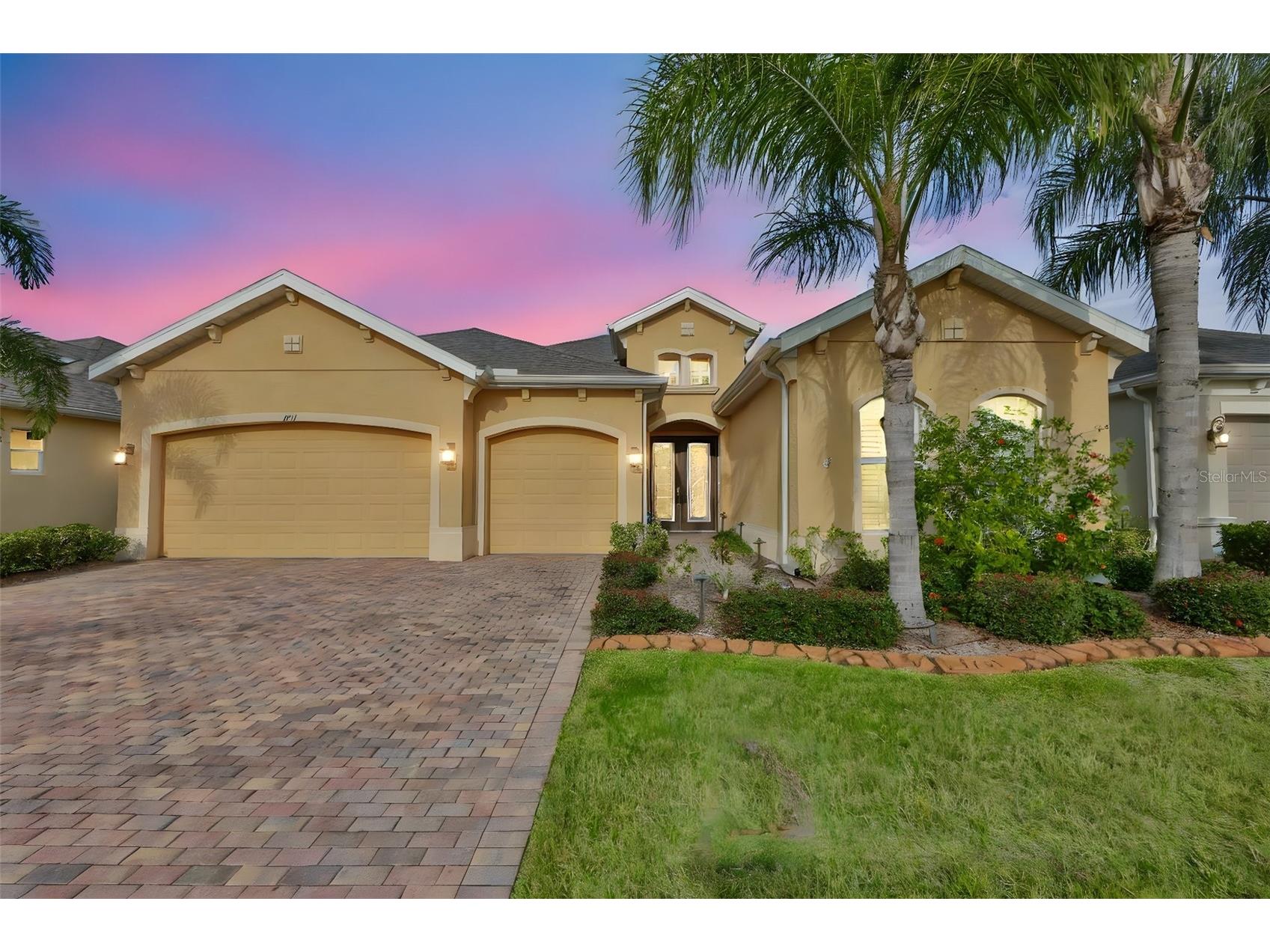 1731 Pacific Dunes Dr