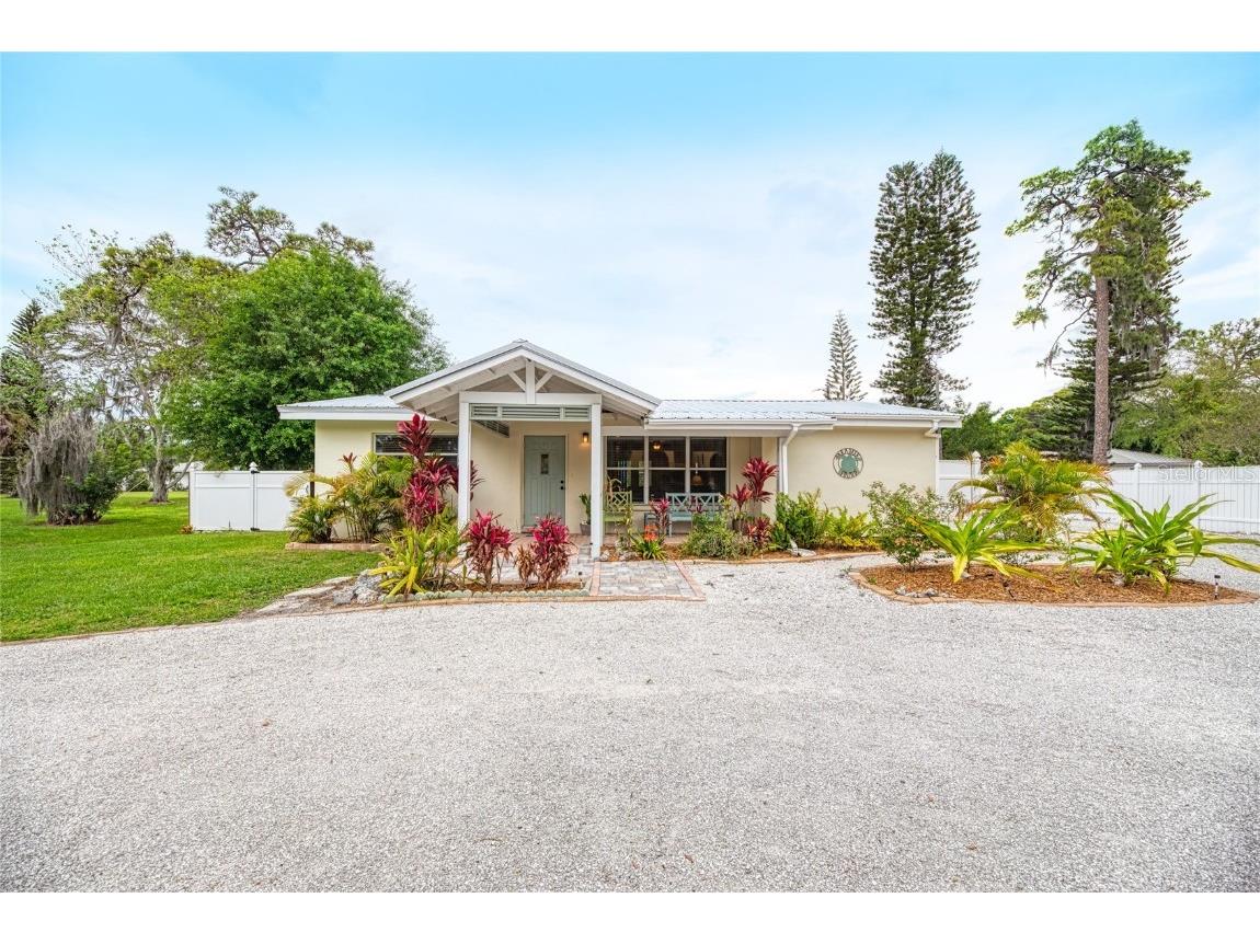 1731 Redwood Street Sarasota FL 34231 A4650239 image1