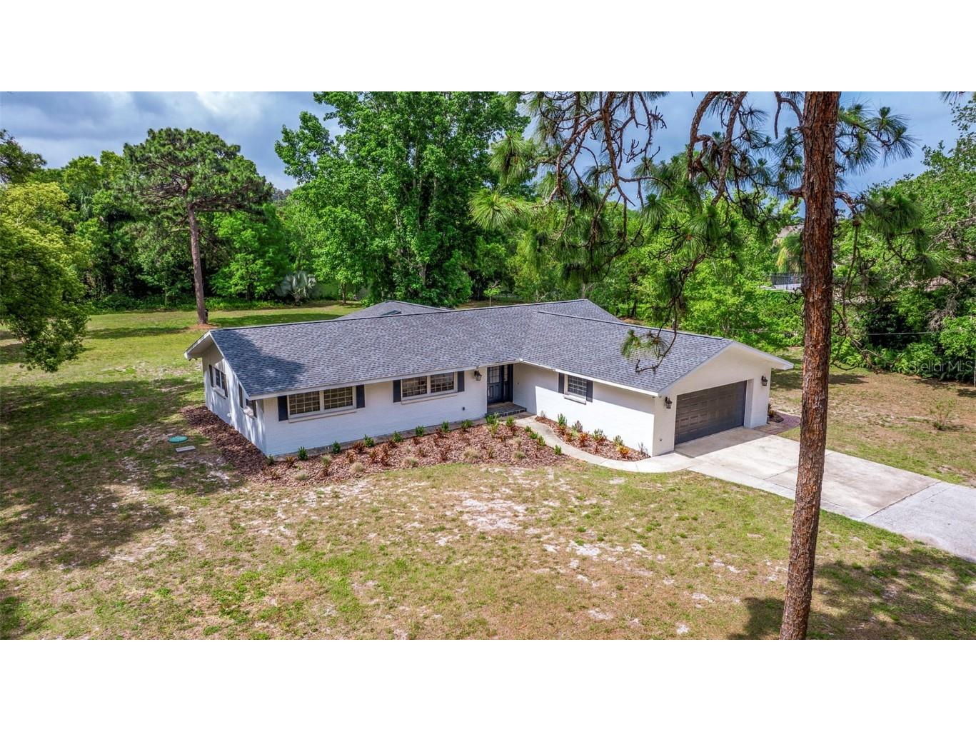 1731 Rosery Road NE Largo FL 33771 U8242616 image1