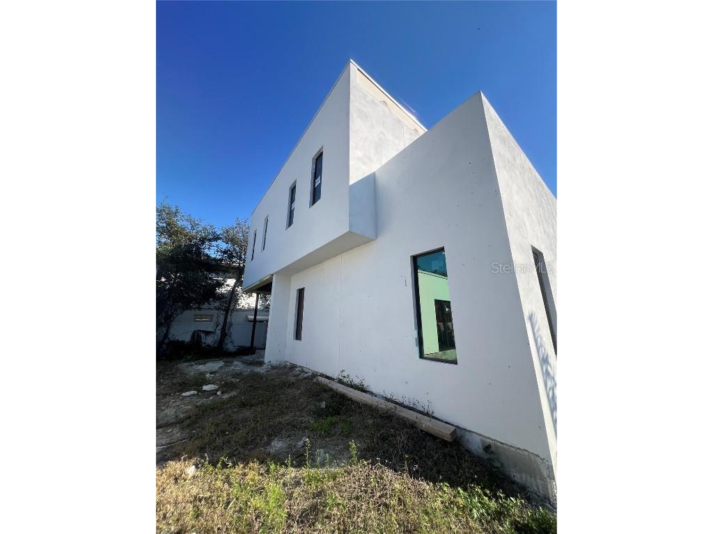 1731 Siesta Drive Sarasota FL 34239 W7880639 image12