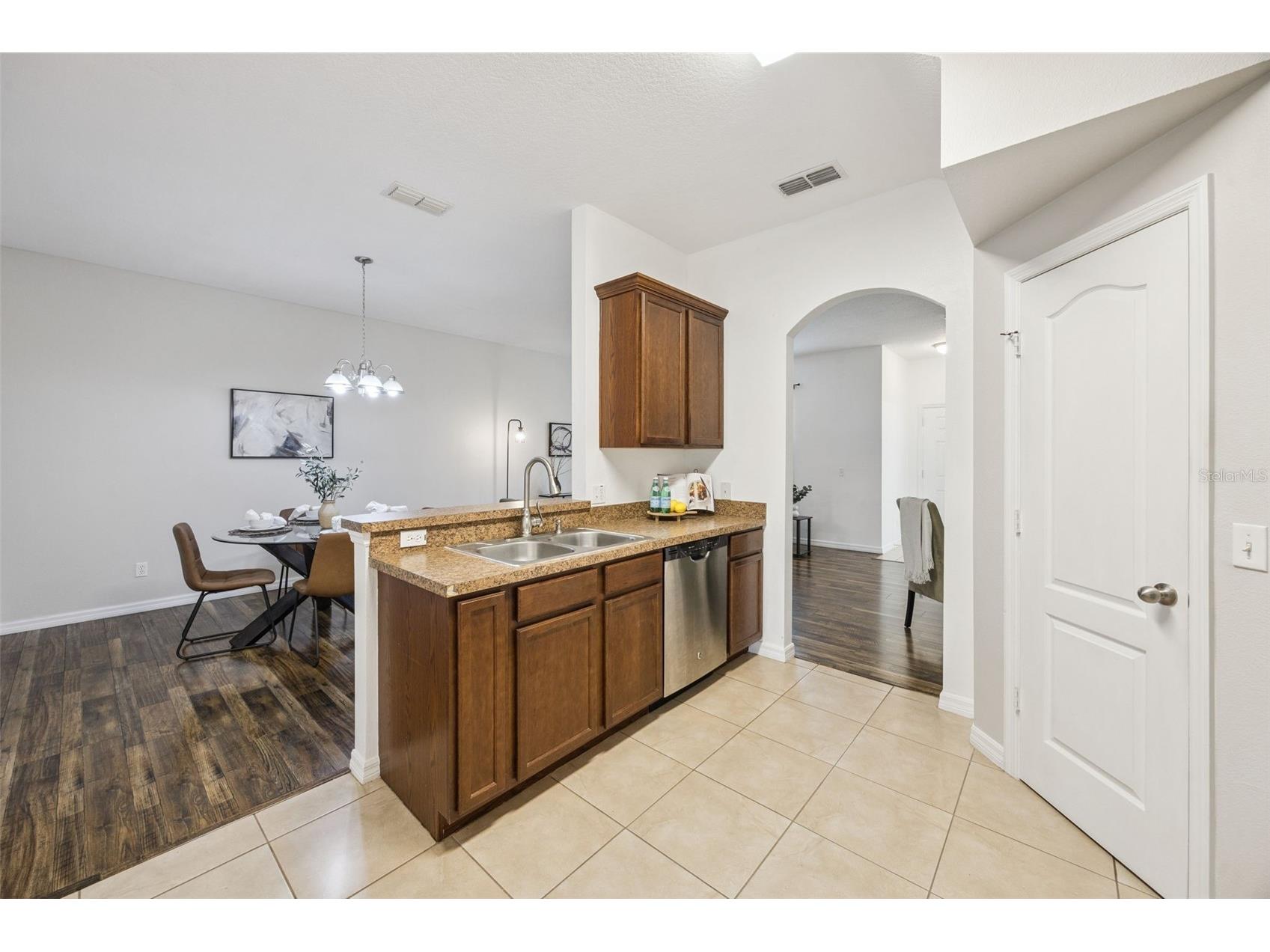 1732 Buckeye Falls Way Orlando FL 32824 O6406095 image14