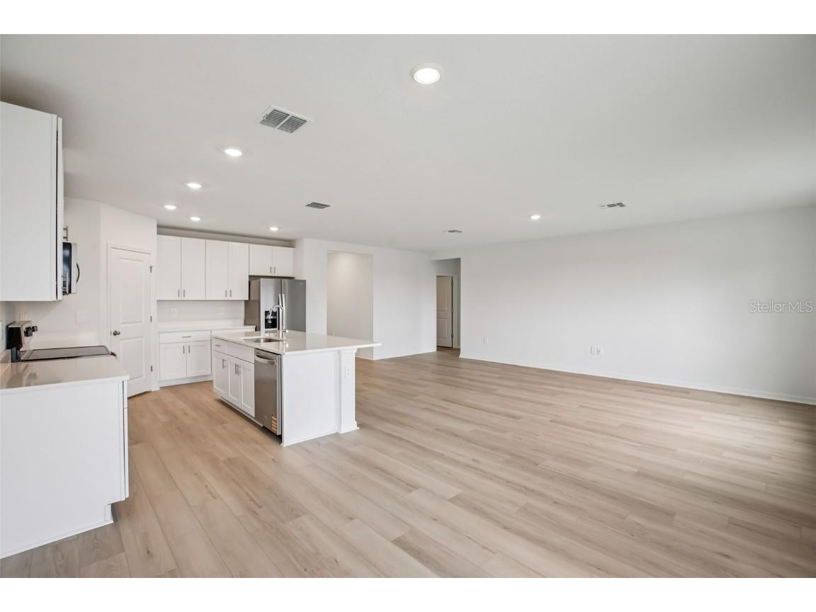 1732 Coolridge Place Zephyrhills FL 33541 O6368258 image10