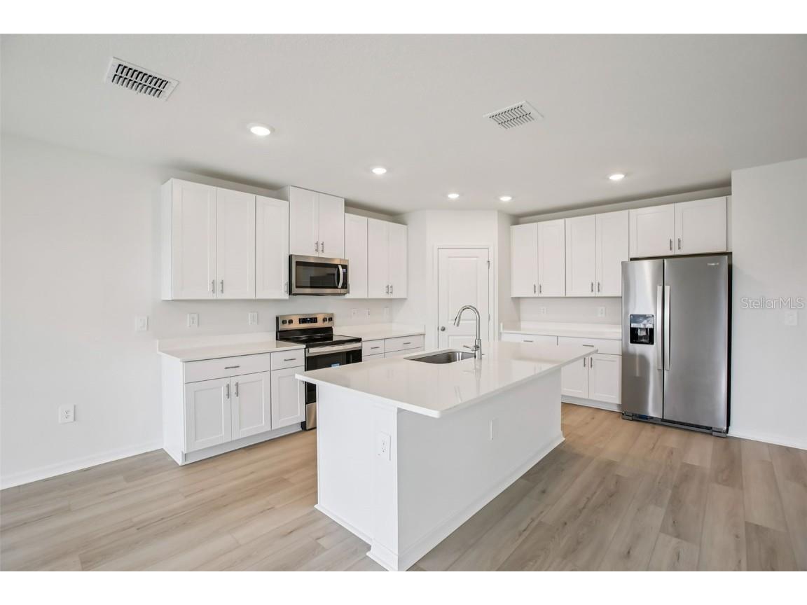 1732 Coolridge Place Zephyrhills FL 33541 O6368258 image14