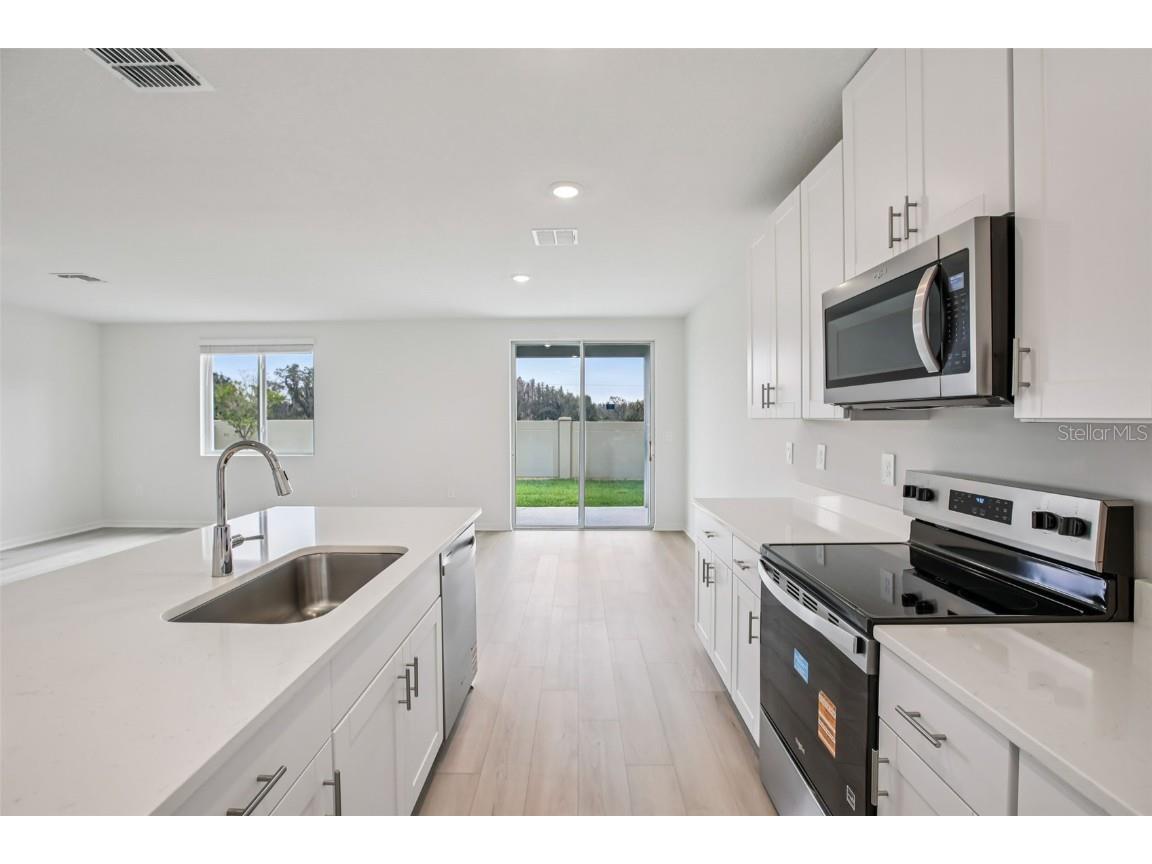 1732 Coolridge Place Zephyrhills FL 33541 O6368258 image17