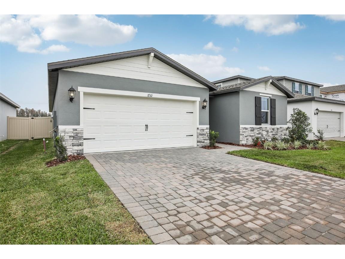 1732 Coolridge Place Zephyrhills FL 33541 O6368258 image2