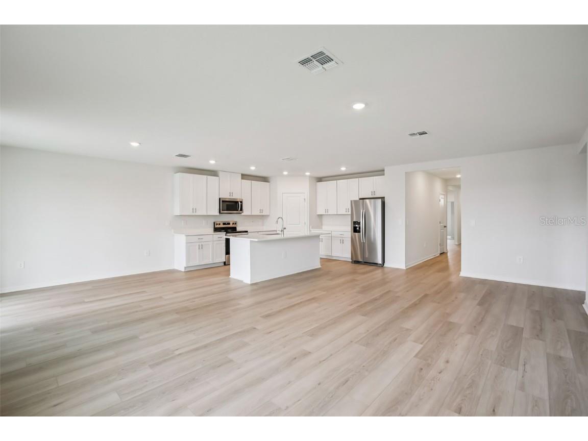 1732 Coolridge Place Zephyrhills FL 33541 O6368258 image9