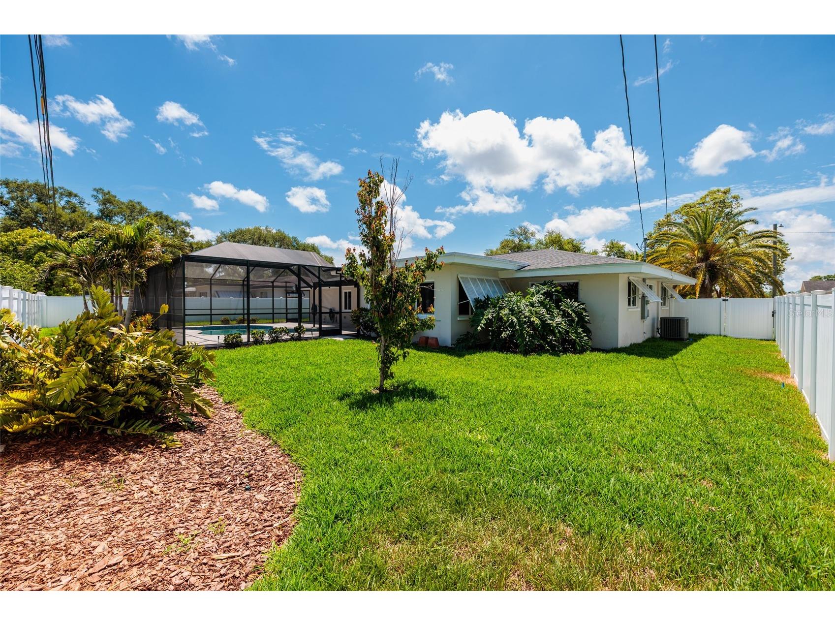 1732 Emerald Drive Clearwater FL 33756 TB8504885 image35