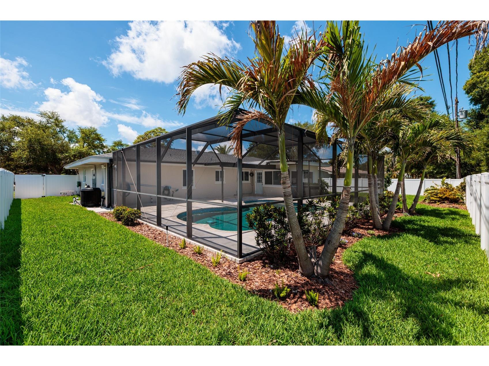 1732 Emerald Drive Clearwater FL 33756 TB8504885 image5
