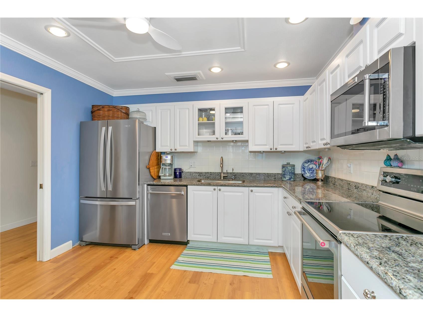1732 Kestral Park Way S #43 Sarasota FL 34231 A4686630 image25