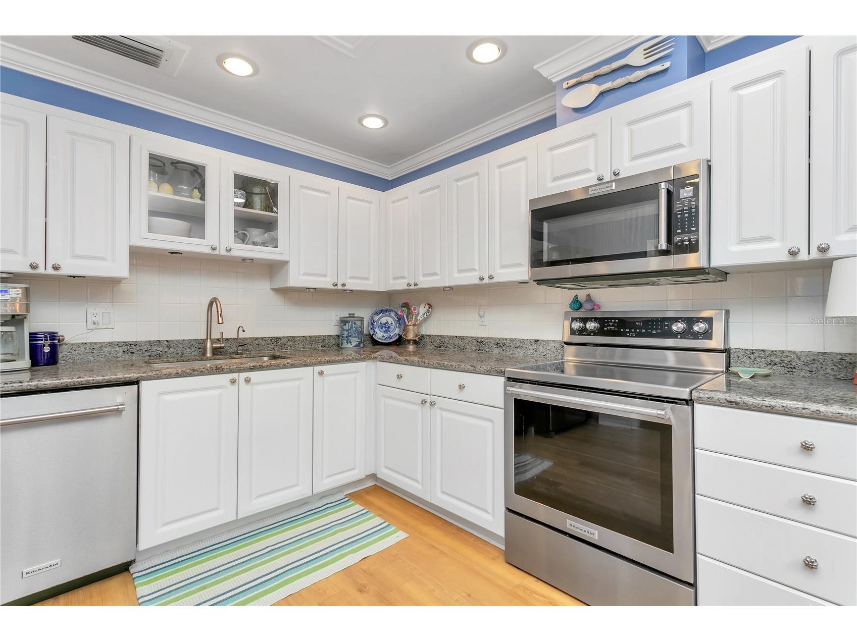 1732 Kestral Park Way S #43 Sarasota FL 34231 A4686630 image26