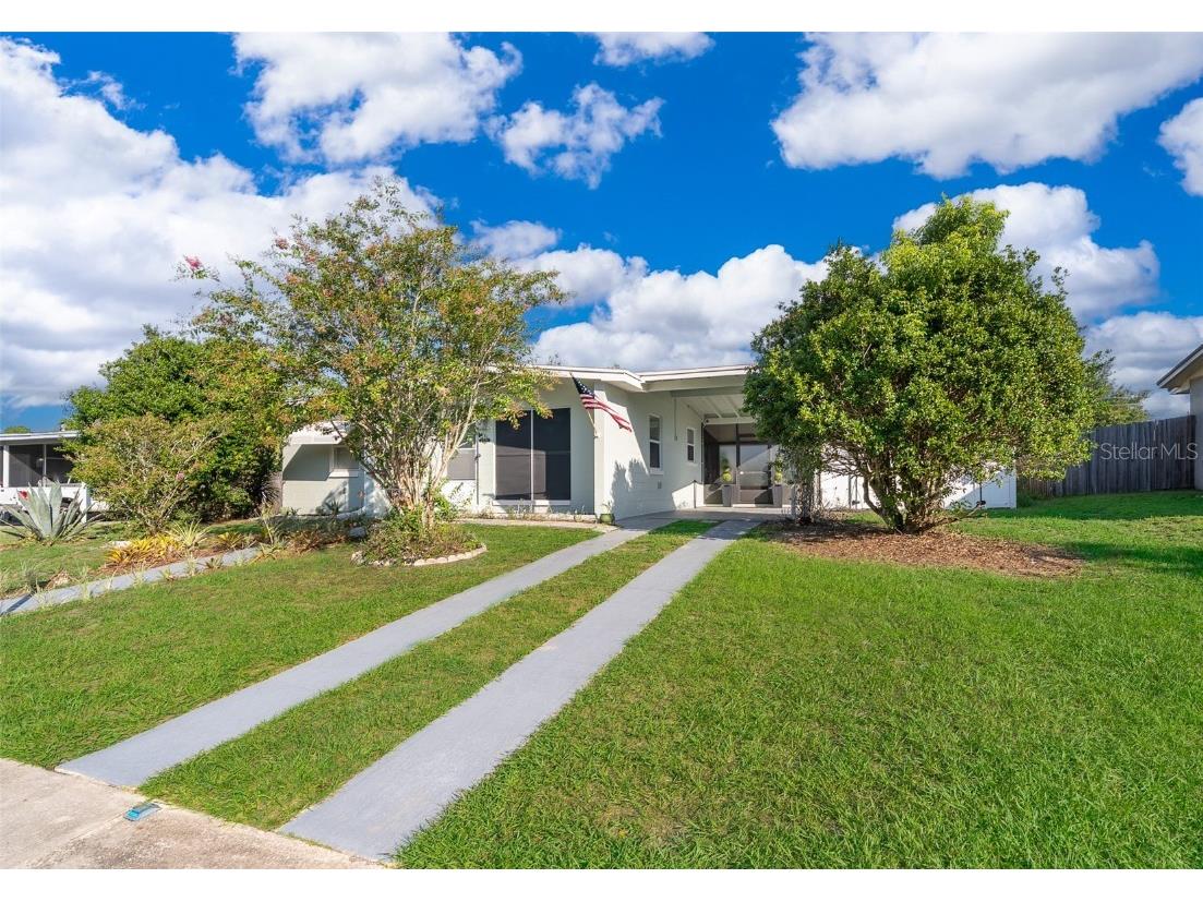 1732 Oasis Avenue Deltona FL 32725 O6311189 image1